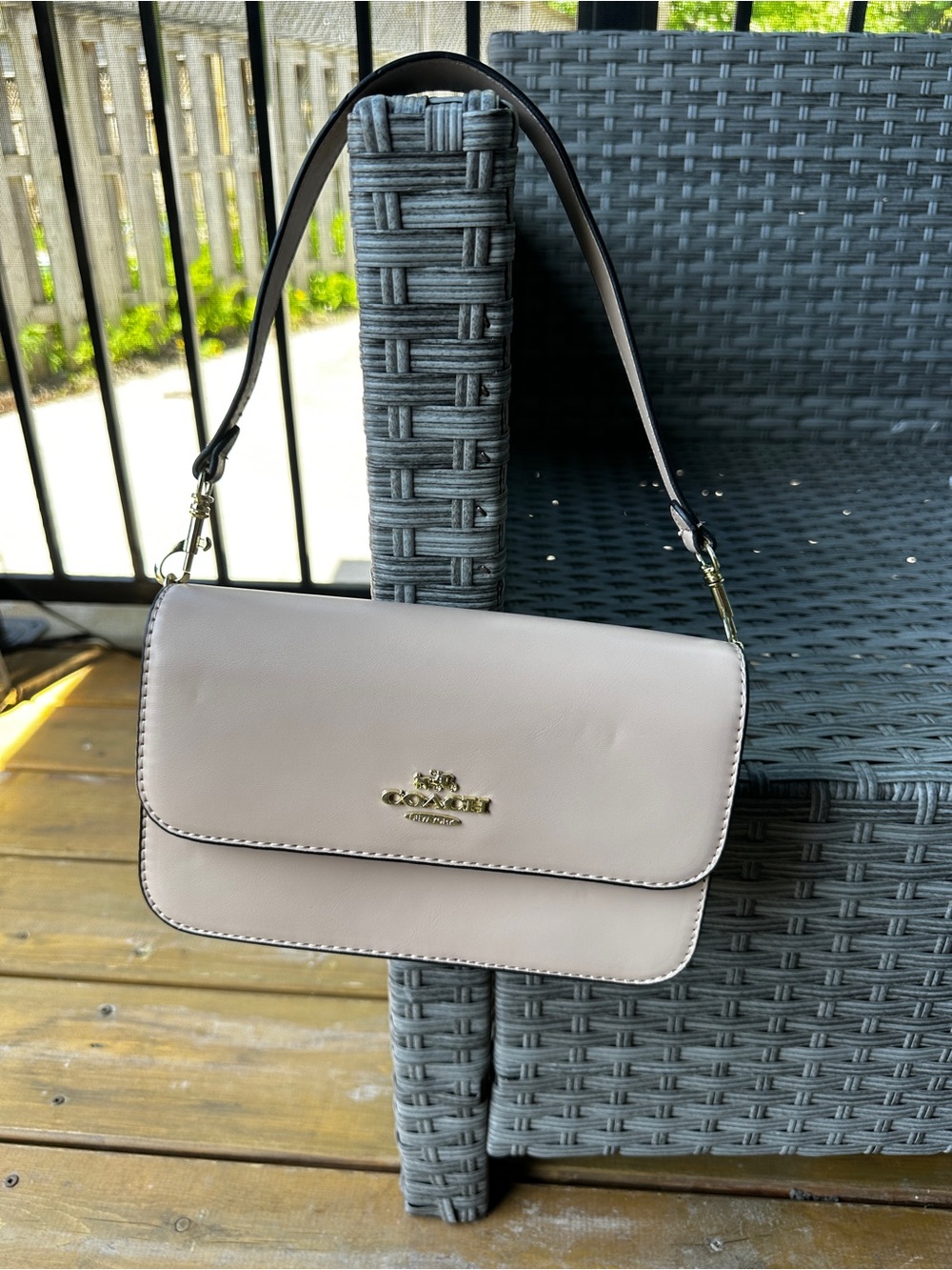 Coach Leather Shoulder Bag in Pale Pink with Gold Logo